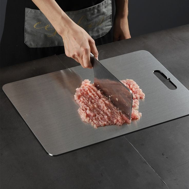 CIlious Pure Titanium Cutting Board